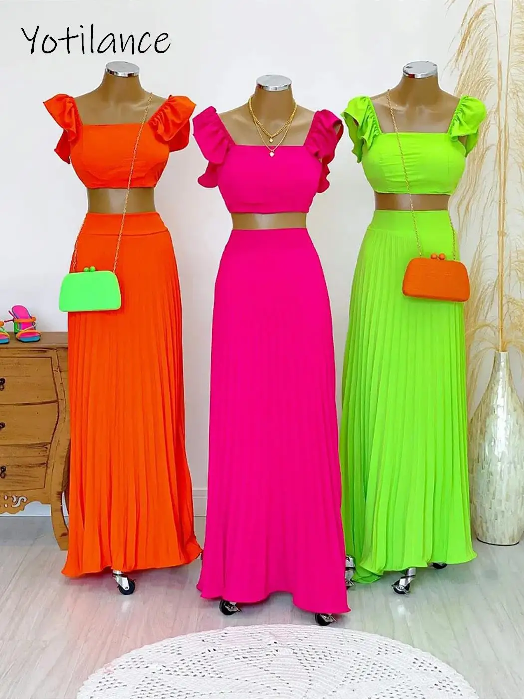Укороченные топы, плиссированная юбка Макси, комплекты из двух предметов для женщин 2023, летняя одежда, модные комплекты в тон, женские пляжные наряды, костюмы